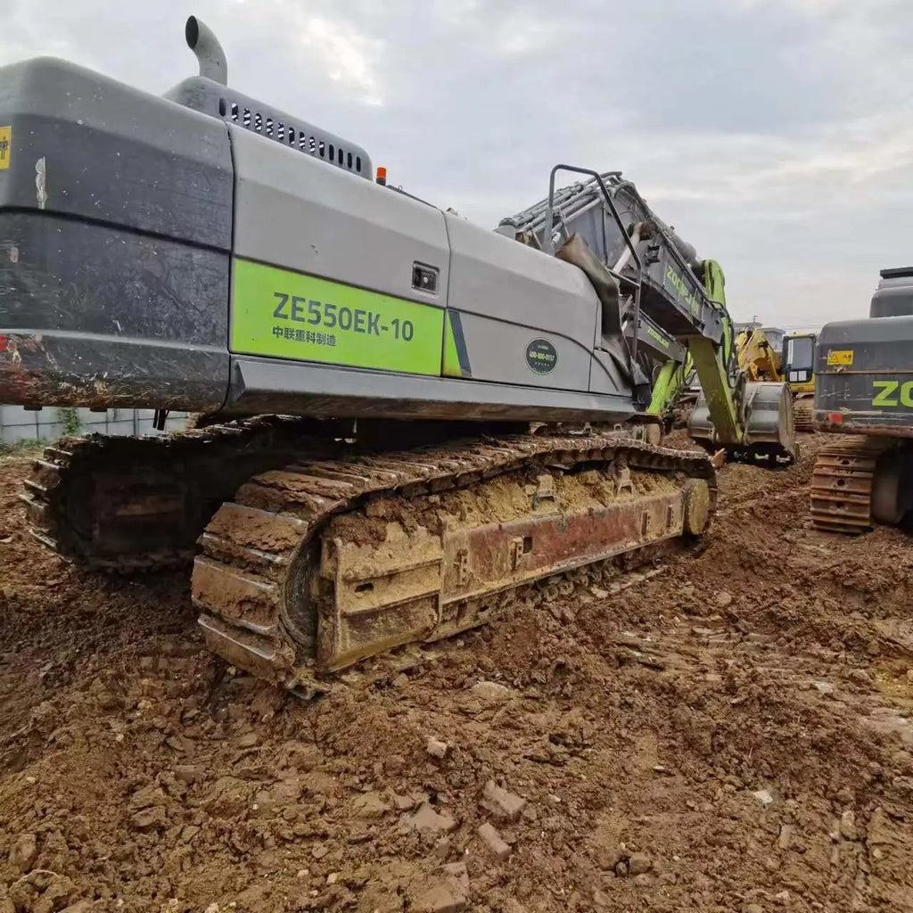 ZE550EK-10-1243 | 2021 (Sep) | 3,976 h | Weinan Park — With bucket