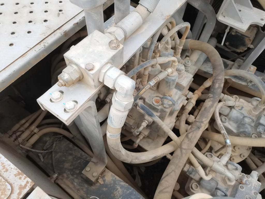 ZE550EK-10-1119 | Built 2021 | 2,228 hrs | Parked in Huizhou, Guangdong — Fitted with bucket assembly