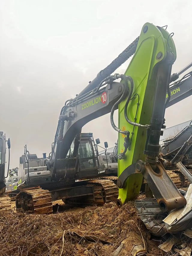 ZE500GK‑3025 | 2023 | 56 h | Weinan — Standard digging bucket