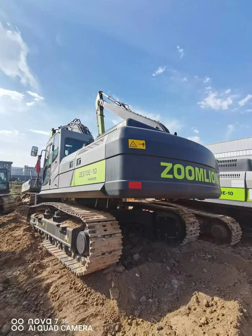 ZE550EK‑10‑1039 | 2020 | 4,991 h | Weinan — Aidi 200 breaker