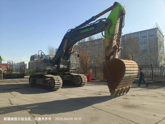 ZE500GK‑3029 | 2023 | 810 h | Urumqi — Standard digging bucket