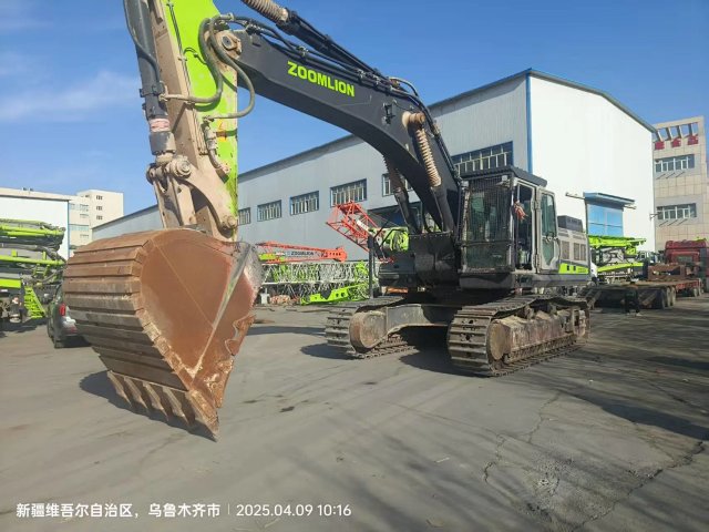 ZE500GK‑3029 | 2023 | 810 h | Urumqi — Standard digging bucket