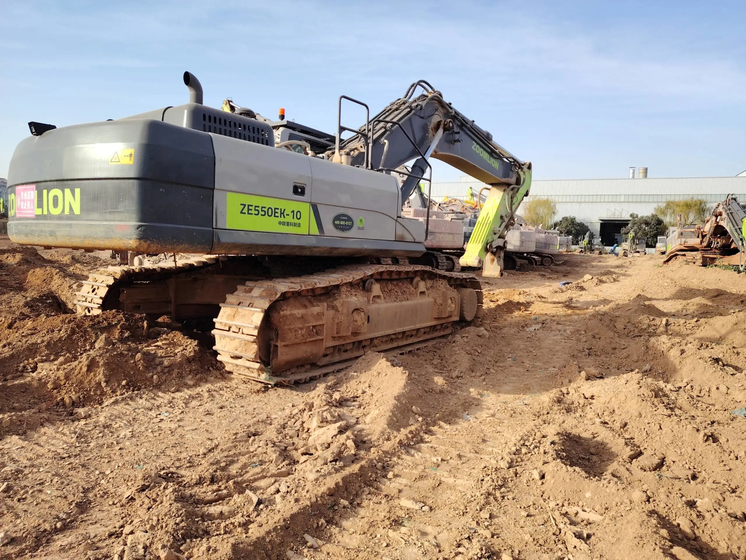 ZE550EK-10-1183 | Built: July 2021 | Hours: 4,341 hrs | Stored: Weinan, Shaanxi | Attachment: Aidi 200 hydraulic breaker