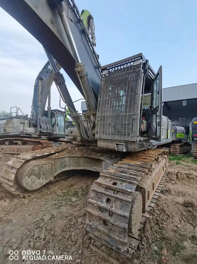 ZE550EK‑10‑1270 | 2021 | 752 h | Weinan Park — DEK200 hydraulic breaker