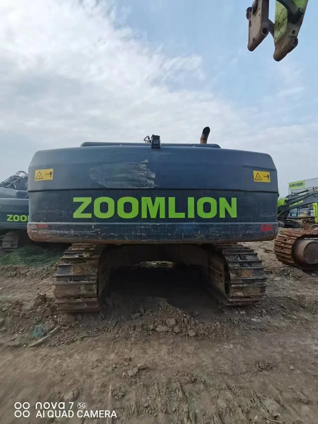 ZE550EK‑10‑1270 | 2021 | 752 h | Weinan Park — DEK200 hydraulic breaker