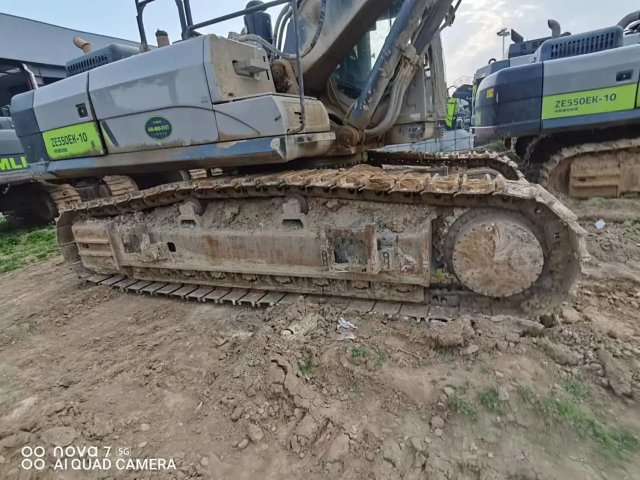 ZE550EK‑10‑1270 | 2021 | 752 h | Weinan Park — DEK200 hydraulic breaker