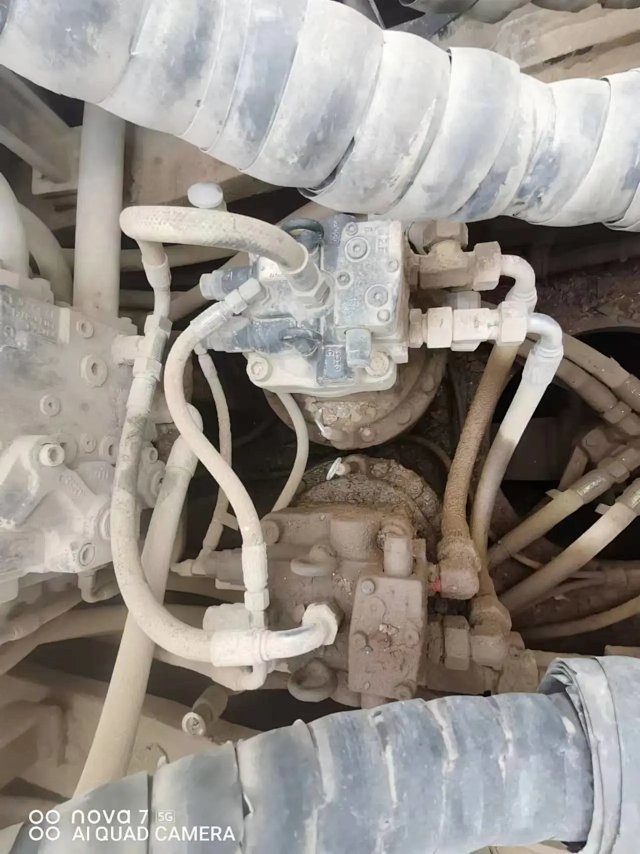ZE550EK‑10‑1270 | 2021 | 752 h | Weinan Park — DEK200 hydraulic breaker