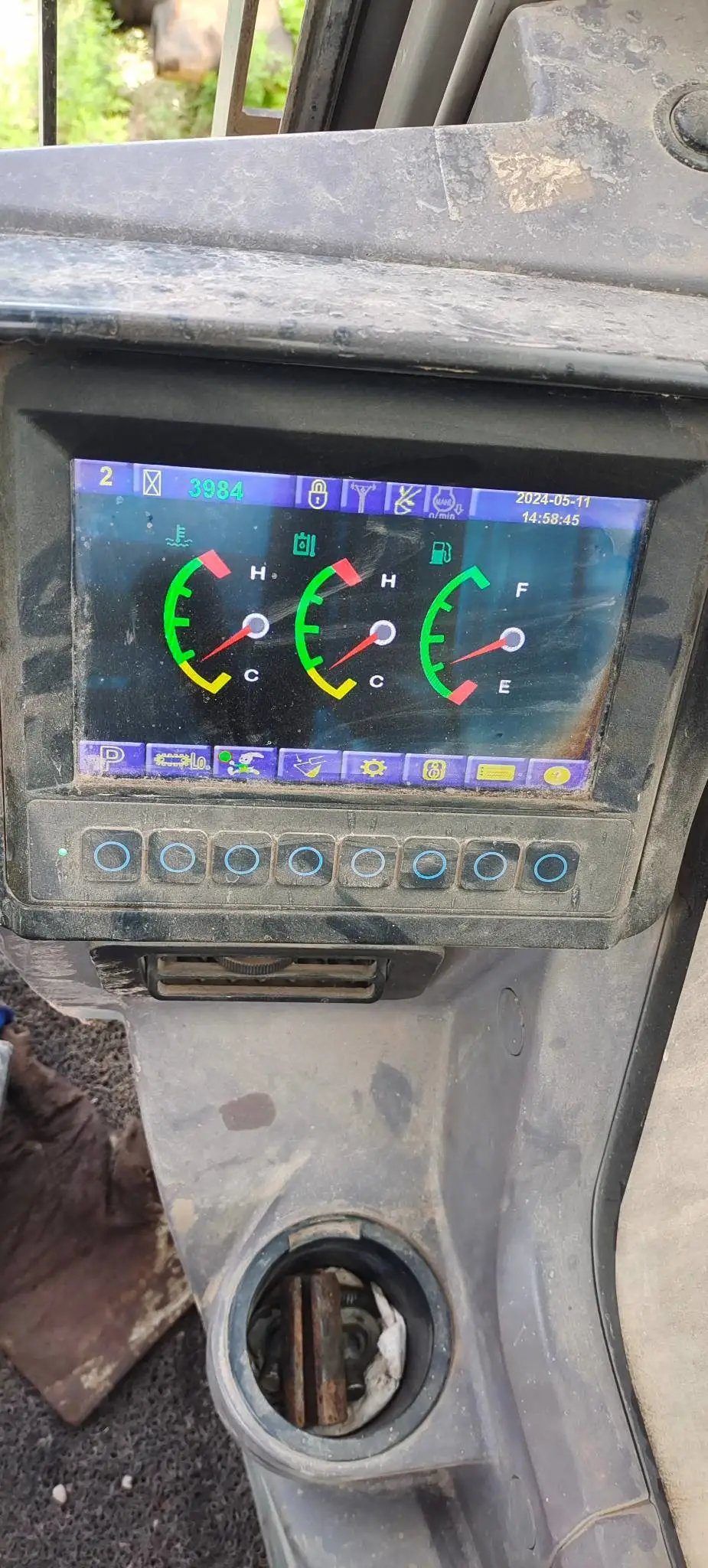 Zoomlion ZE550EK‑10‑1045 — 2020 | 3,984 hrs | Parked in Weinan | Includes Aidi 200 hydraulic breaker + bucket