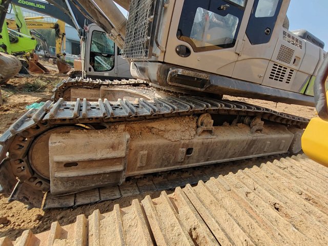 ZE550EK‑10‑1027 | 2020‑12 | 4,092 h | Weinan (yard) — No bucket assembly