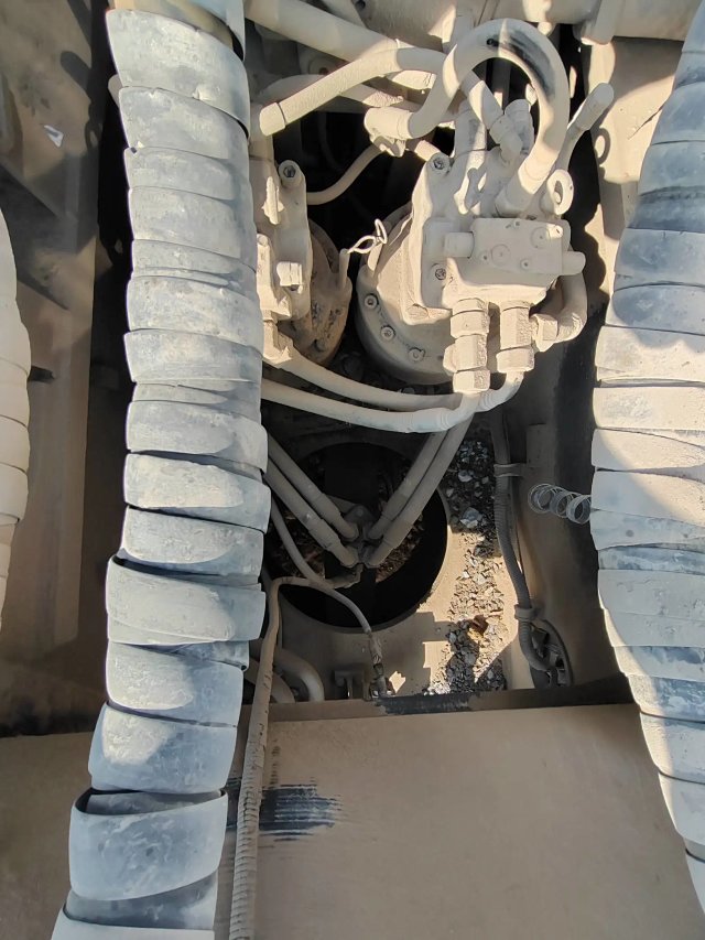 ZE550EK‑10‑1027 | 2020‑12 | 4,092 h | Weinan (yard) — No bucket assembly