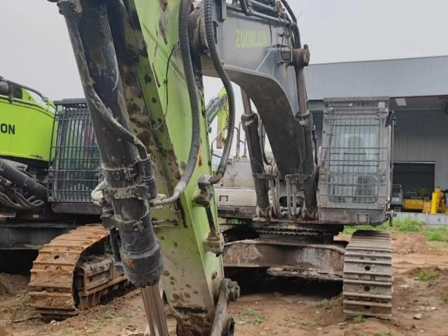 ZE550EK‑10‑1096 | Feb 2021 | 4,470 h | Weinan — Aidi 200 hydraulic breaker