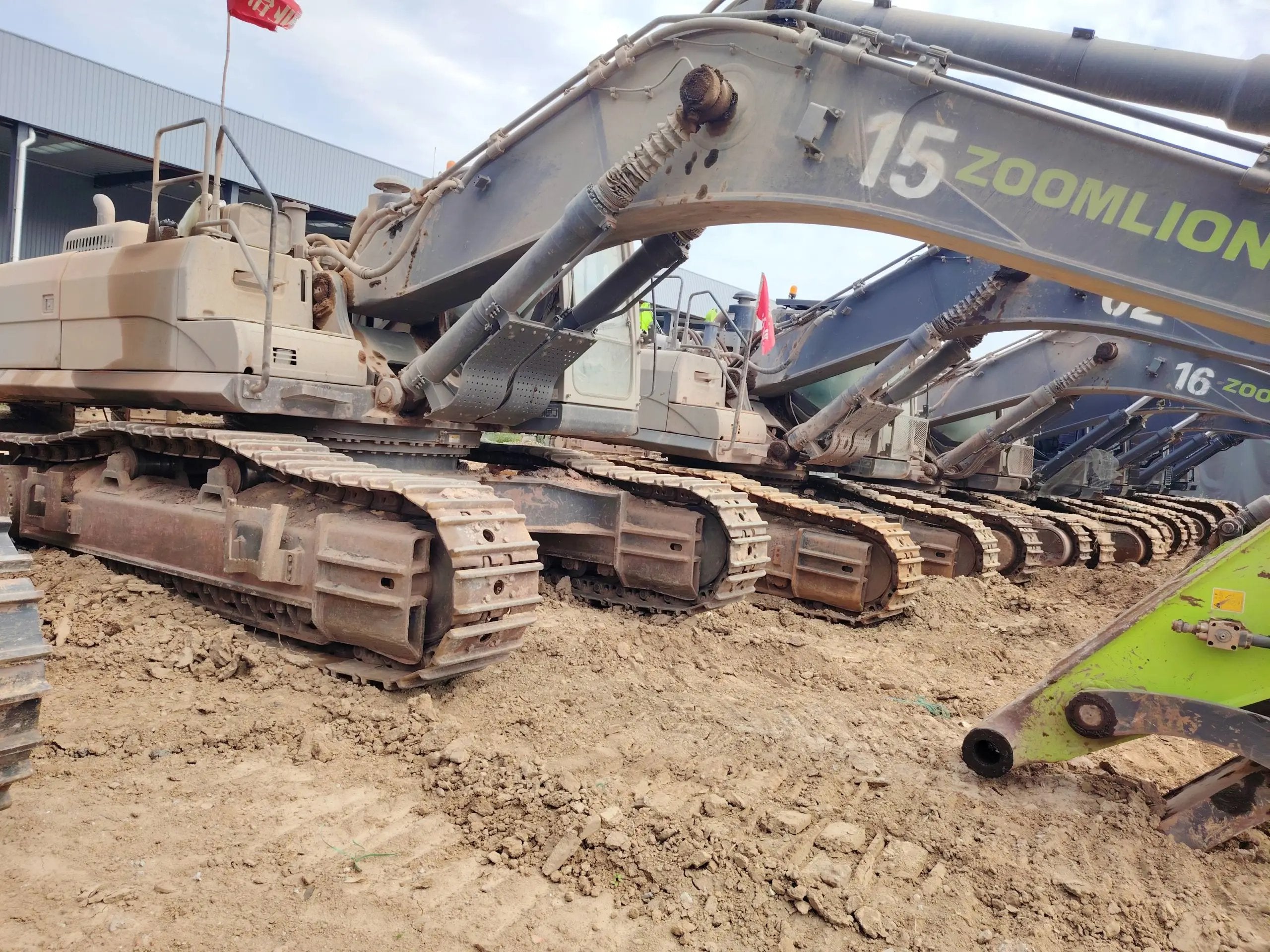 ZE550EK‑10‑5051 | 2021 | hours not provided | Weinan — Standard digging bucket