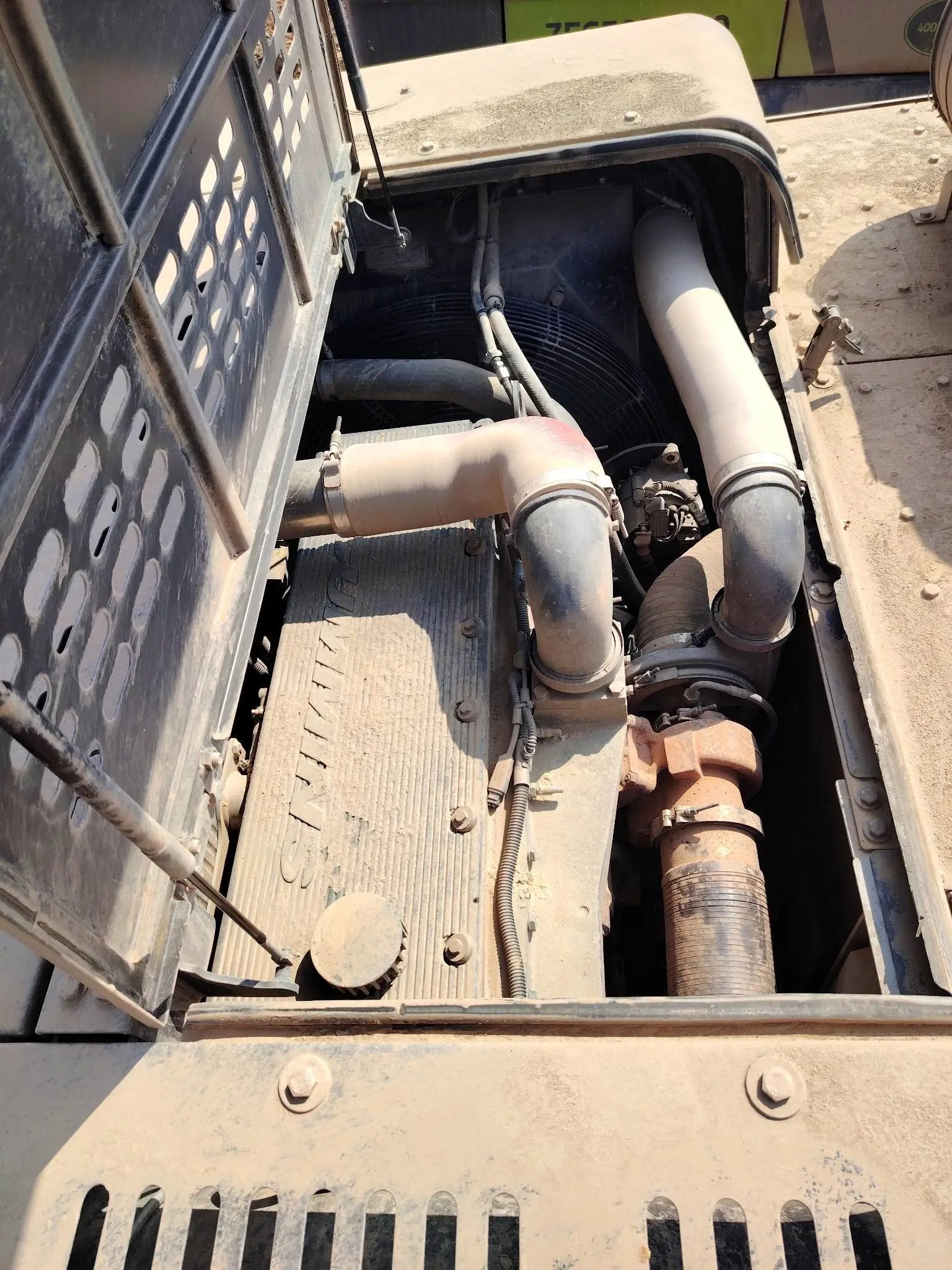 ZE550EK‑10‑5051 | 2021 | hours not provided | Weinan — Standard digging bucket