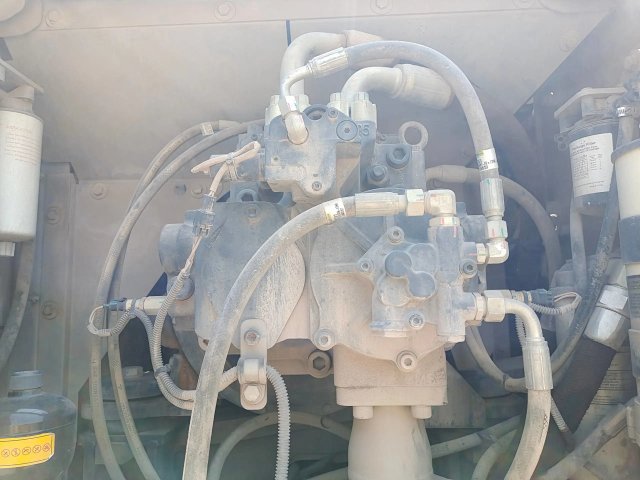 ZE550EK-10-1101 | Built Mar 2021 | 2,397 hrs | Parked Xi’an — No bucket assembly
