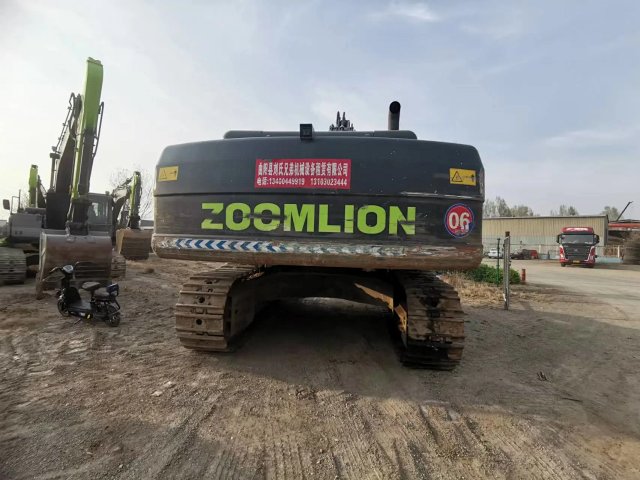 ZE550EK-10-1141 | Built Mar 2021 | 3 hrs | Parked in Weinan (site 436) — Fitted with bucket assembly
