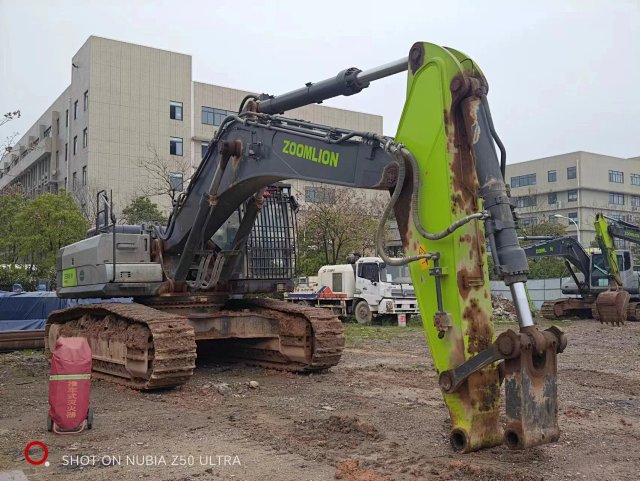ZE550EK‑10‑1217 | 2021 | 1,923 h | Changsha — No bucket assembly