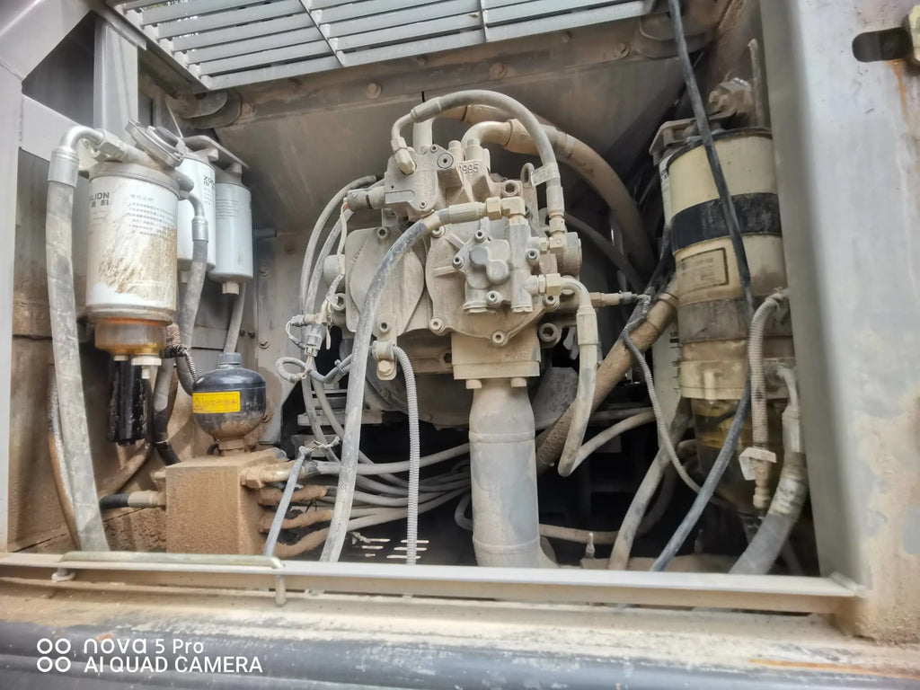 ZE550EK-10-1241 | 2021 (Aug) | 3,841 h | Xi’an — HCD200 hydraulic breaker